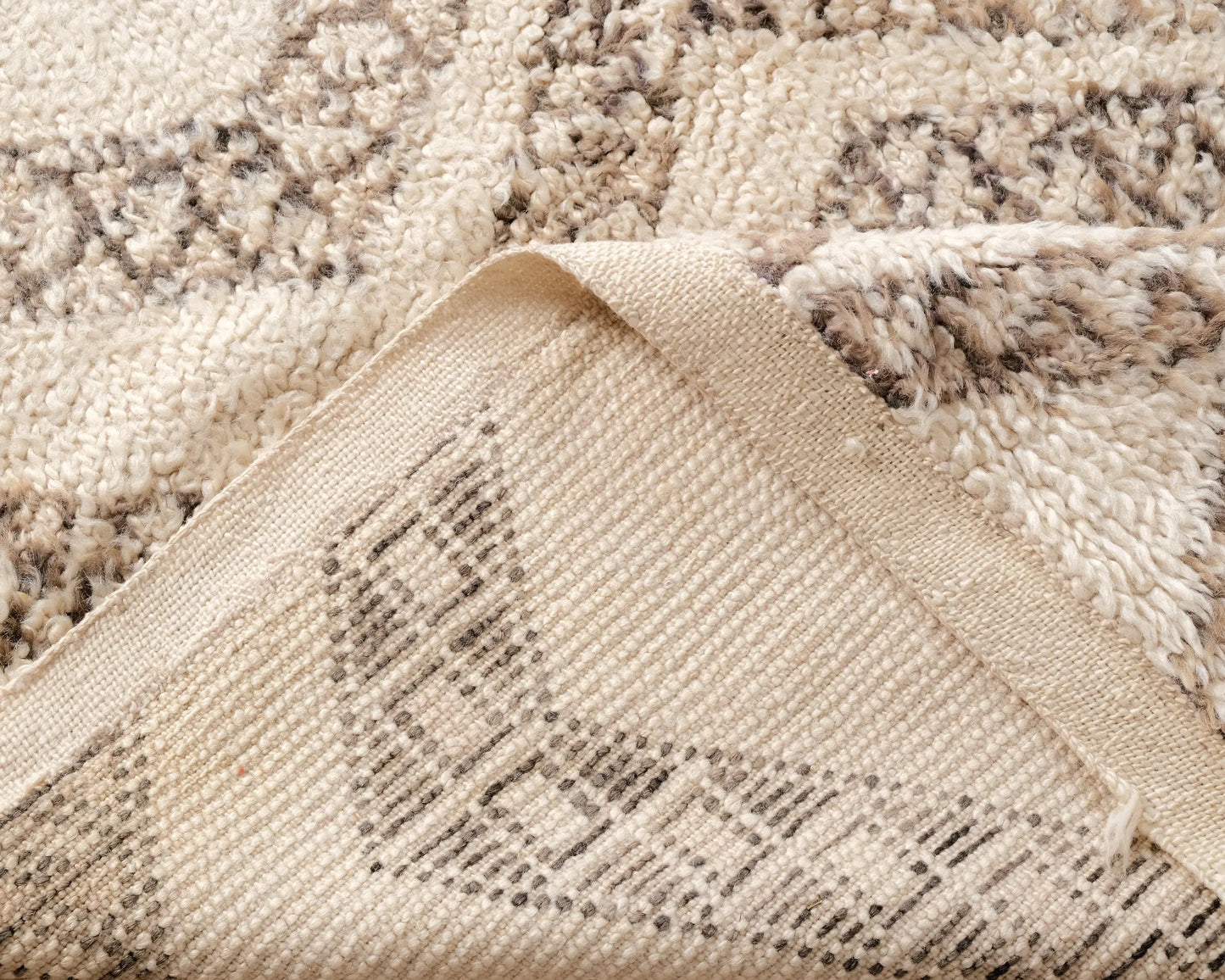 Vintage Moroccan Rug 5'6" x 7'9" – Ref. 4129