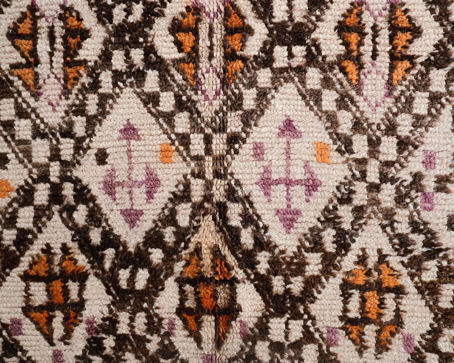 Vintage Moroccan Rug 5'7" x 9'8" – Ref. 4194