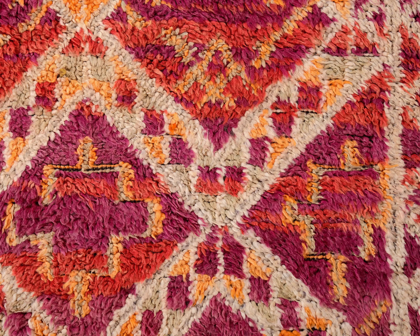 Vintage Moroccan Rug 5'9" x 8'1" – Ref. 4234