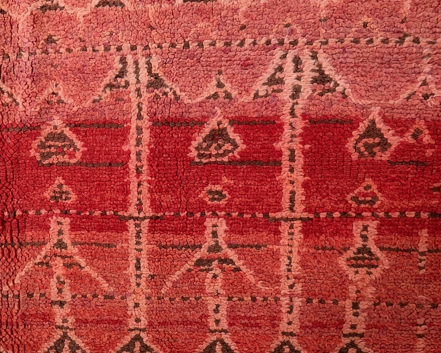 Vintage Moroccan Rug 5'8" x 8'4" – Ref. 4141