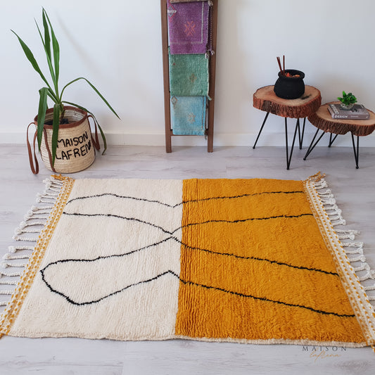 Small Beni Ourain Rug 3.7 x 5.0 FT